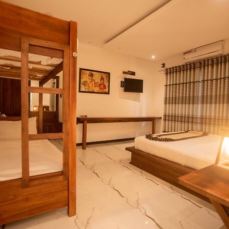 Supreme Dambulla Hotell Exteriör bild