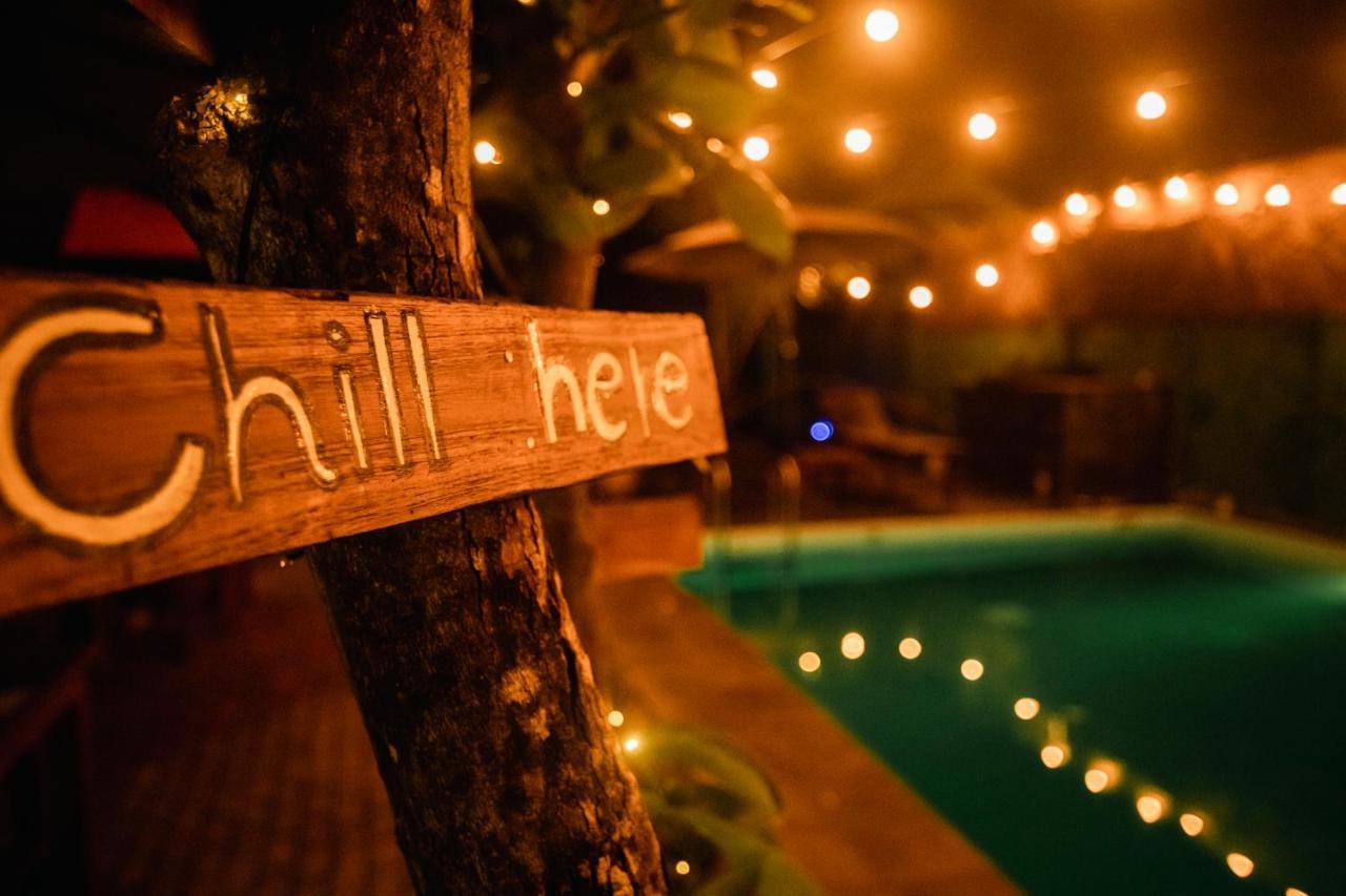 Supreme Dambulla Hotell Exteriör bild