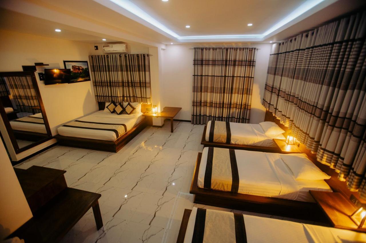 Supreme Dambulla Hotell Exteriör bild