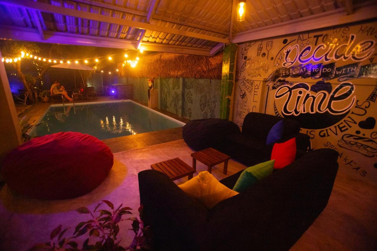 Supreme Dambulla Hotell Exteriör bild